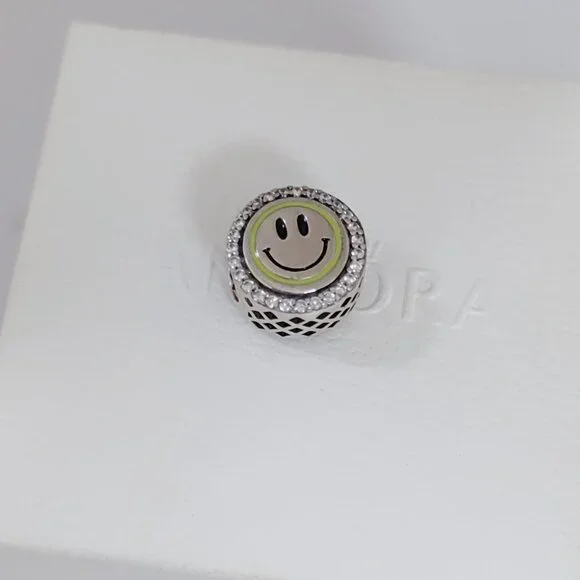 Pandora Smile Bead Charm Speechless Resignedly “ He He ” Pendant S925 Silver - Picture 5 of 5
